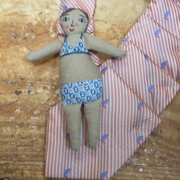 OOAK vintage bathing beauty necktie - Picture 3 of 5